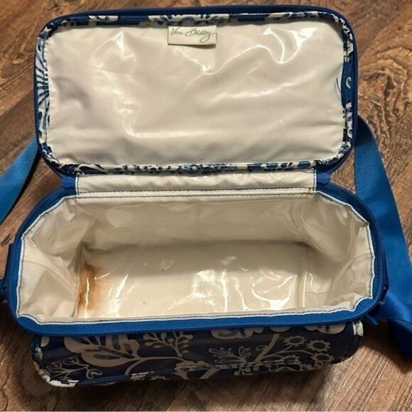 Vera Bradley Insulated Mini Cooler Lunch Bag​ - Picture 5 of 6